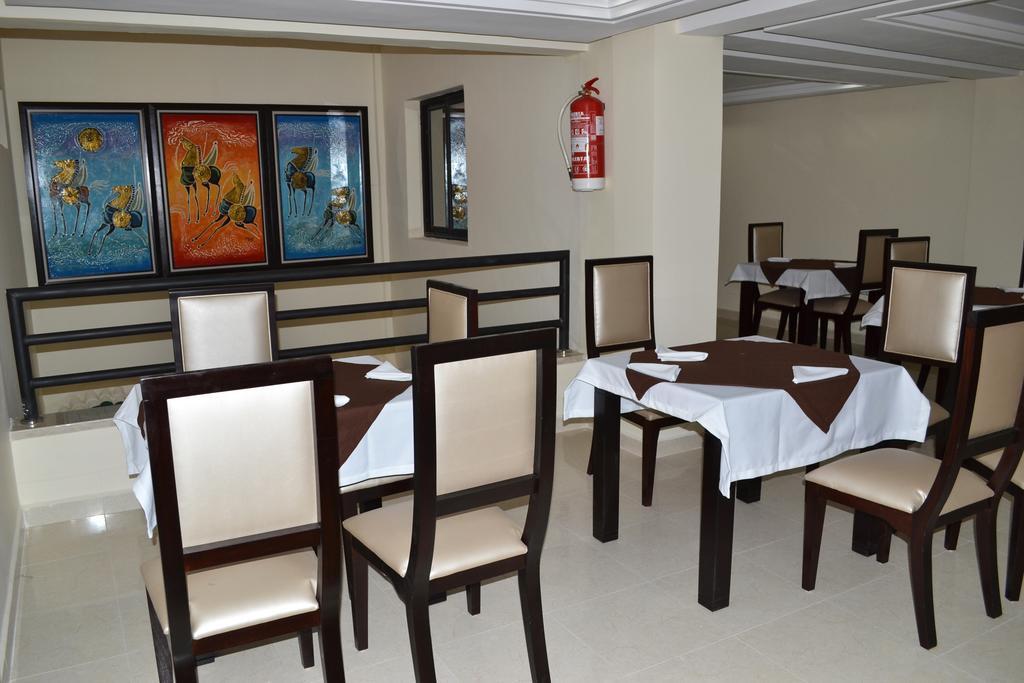 Hotel Al Akhawayn Oujda Esterno foto