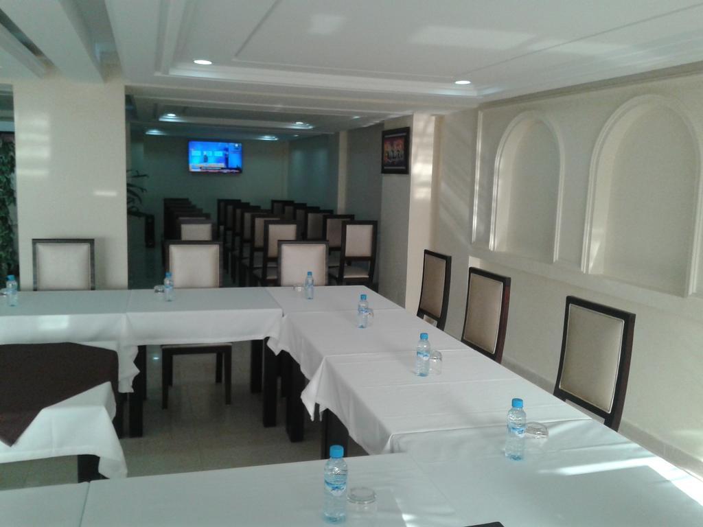 Hotel Al Akhawayn Oujda Esterno foto