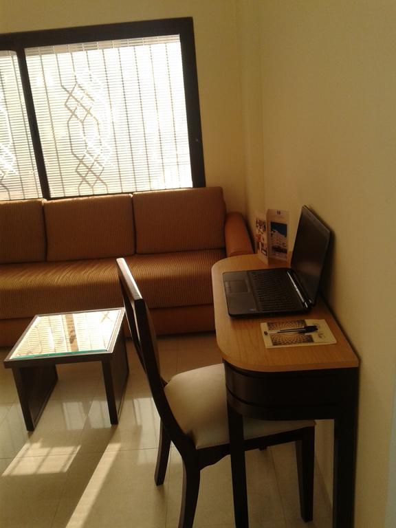 Hotel Al Akhawayn Oujda Esterno foto