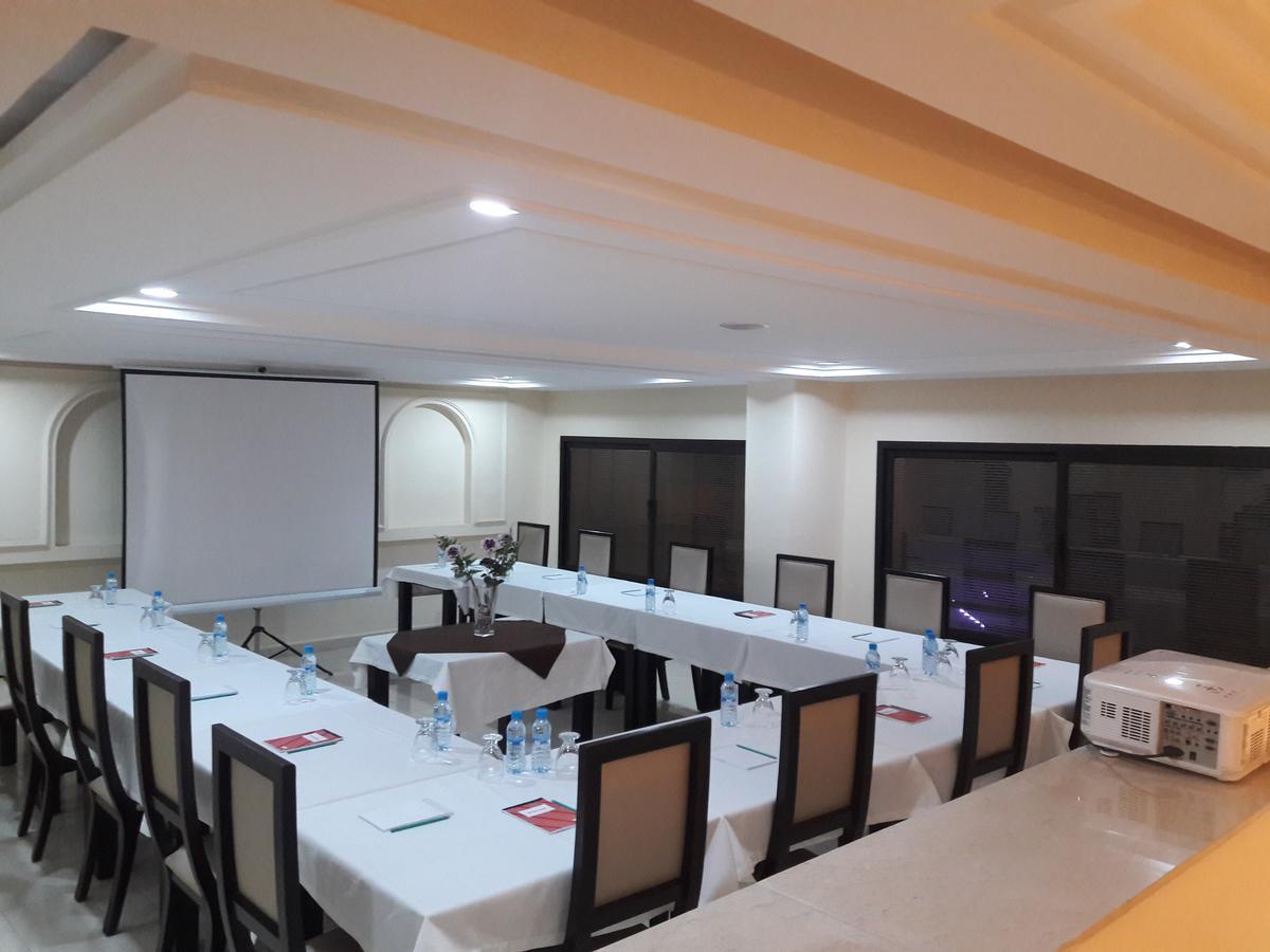 Hotel Al Akhawayn Oujda Esterno foto